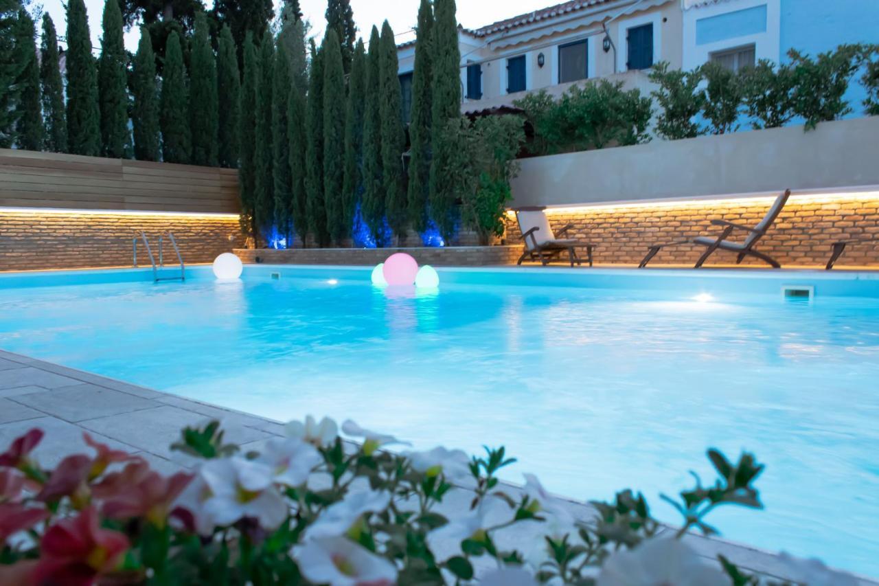 Armata Boutique Hotel Spetses Town Extérieur photo